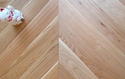 Poza Parchet Chevron 45 A° - Dublustratificat Nefinisat Stejar Natur - 14x110x450 mm. Poza 2032